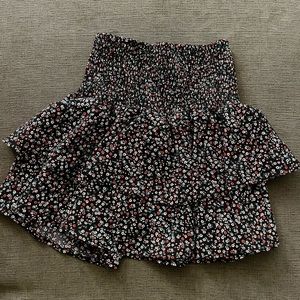 black floral layered mini skirt, size S